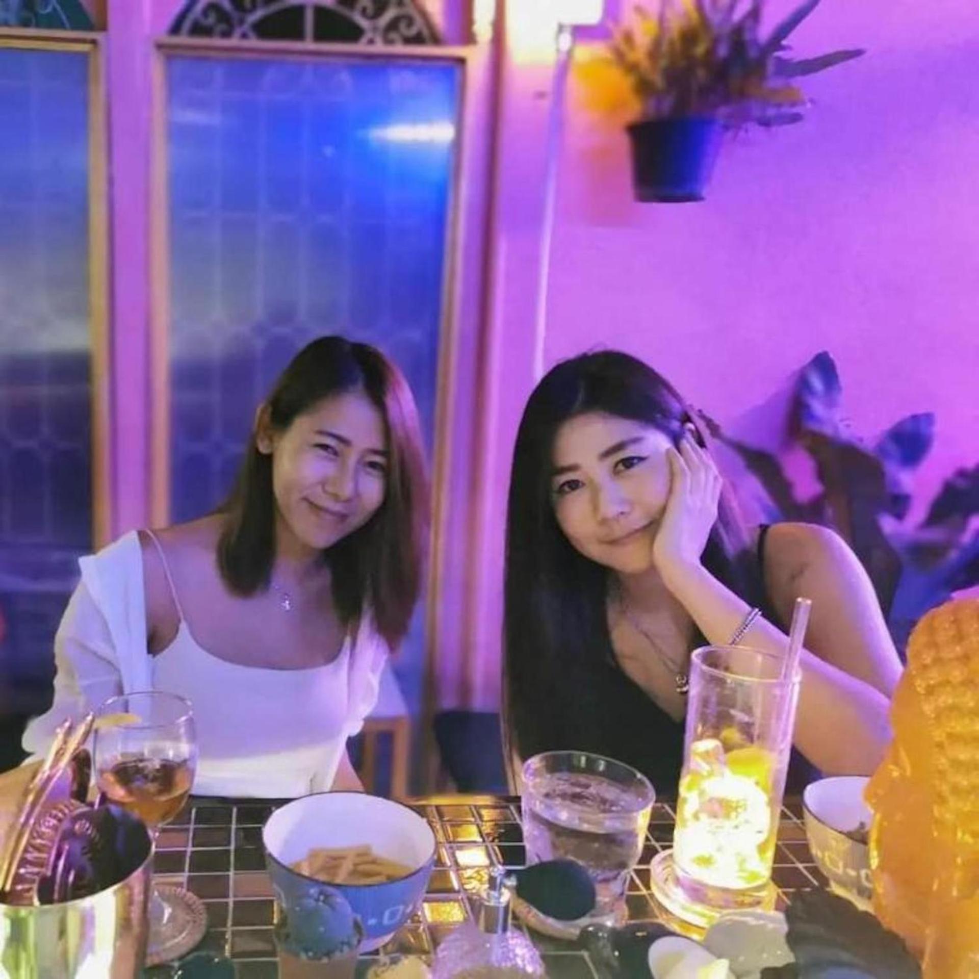 Stash Vandrarhem Bangkok Exteriör bild